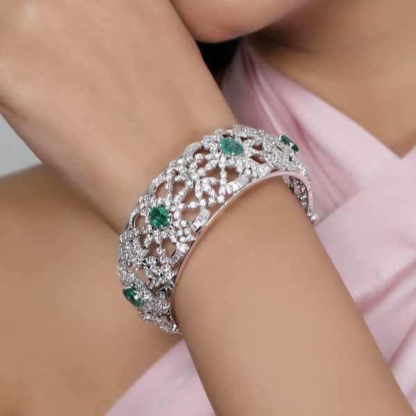 Emerald and diamond bangles discount
